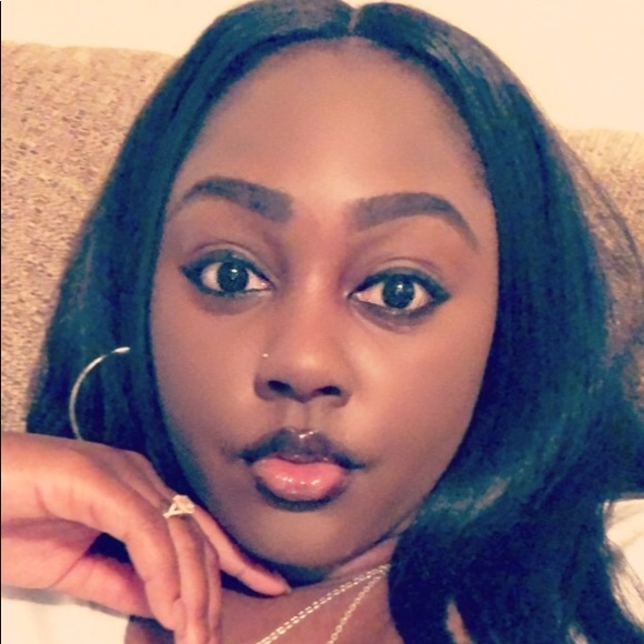 Meet your Posher, Tyeshia - Picture 2 of 8